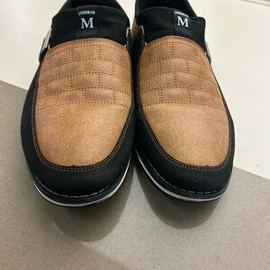 Slippers Size 11 mens relaxed shoe by Cosidram (46) very nice comfort or dressy